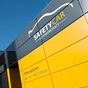 Bild von Safety-Car Werkstatt