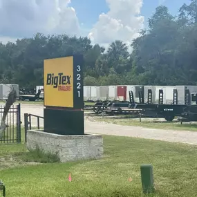 Bild von Big Tex Trailer World - Sanford