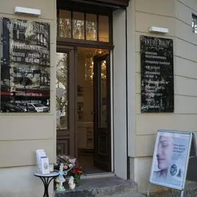 Bild von Faceart Berlin - Kosmetikstudio und Permanent Make-up