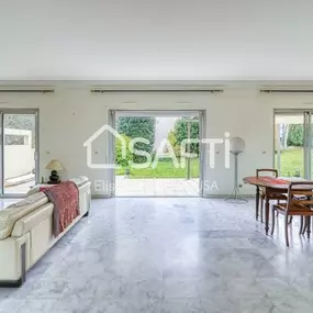 Bild von Elisabeth de Sousa - Agent Immobilier Maisons-Alfort / Est et Sud parisien