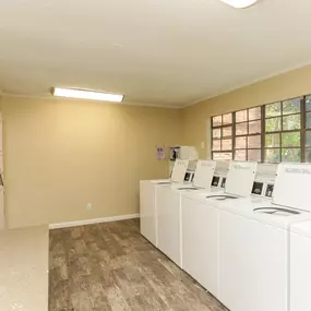 Laundry Room at Alamo Park