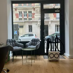 Bild von Thérèse vs Les poux centre anti poux Paris