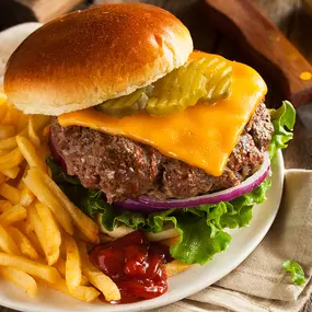 JBs Cafe Restaurant at Horseshoe Council Bluffs Cheeseburger