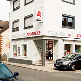 Aussenansicht der Franken-Apotheke