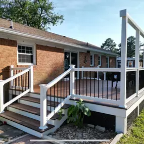Bild von Deck builders in Virginia Beach, Newport News deck contractors, B&B Composite Decks