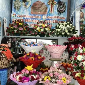 Juquila Flowers - flower arrangments