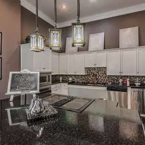 Bild von Grand Estates @ Kessler Park
