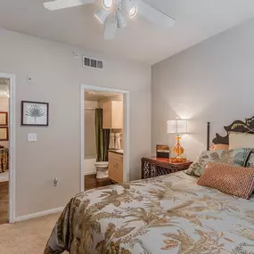 Bild von Grand Estates @ Kessler Park