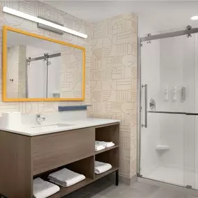 Guest room bath