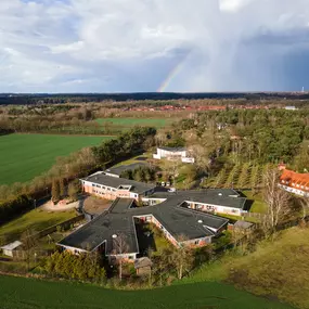 Luftaufnahme der Klinik für Kinder- und Jugendpsychiatrie, -psychotherapie und -psychosomatik