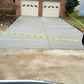 Bild von Advantage Asphalt Paving & Sealcoating, Inc.