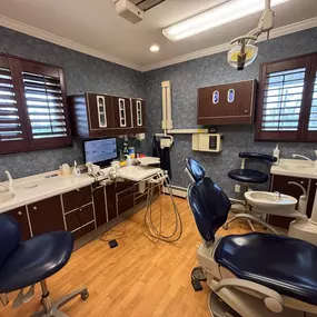 The unmatched quality, cutting-edge dental technology, an inclusive environment, and a commitment to unifying form and function. Dr. Sigismondi, your local West Sayville dentist, has over 40 years of professional dental experience, helping patients from every walk of life. Our dental office follows a simple rule: treat others the way you want to get treated. Our patients are essential and deserve to know it, so we offer a friendly, welcoming experience and foster lasting relationships.

Located 