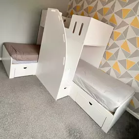 Bild von MK Furnishings