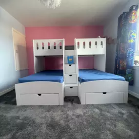Bild von MK Furnishings
