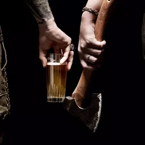 WoodCutter Hamburg - Axt werfen und Bier trinken