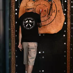 WoodCutter Hamburg - Axt werfen und Bier trinken