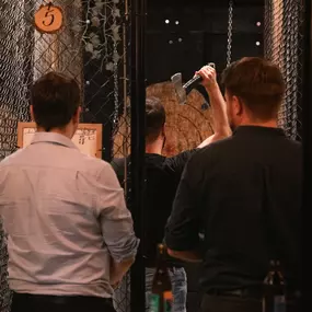WoodCutter Köln - Axt werfen und Bier trinken