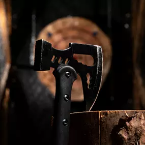 WoodCutter Köln - Axt werfen und Bier trinken