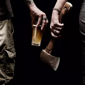 WoodCutter Köln - Axt werfen und Bier trinken