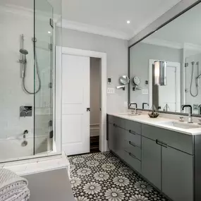Bild von Blue Heron Furniture and Cabinetry