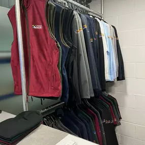 Bild von Corporate Togs: Workwear, Embroidery & Print