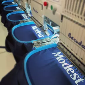 Bild von Corporate Togs: Workwear, Embroidery & Print