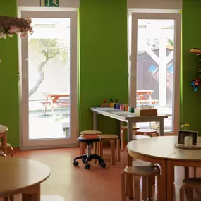 -zwei Gruppenräume stehen den Krippenkindern zur Verfügung mit anliegendem Schlafraum
- drei einladende Gruppenräume für die Kindergartenkinder