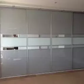 Bild von Kraft Fitted Wardrobe