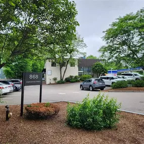 Bild von The Next Street - Wellesley Driving School