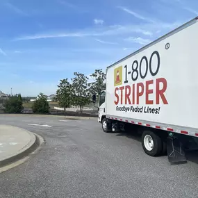 Bild von 1-800-STRIPER of Greenville
