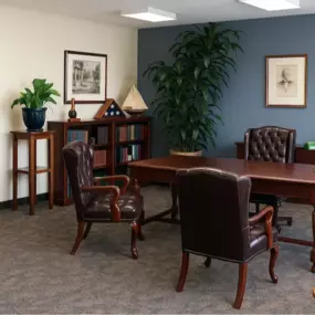 Inside the Rowe & Jimenez office – A calm, welcoming environment where clients receive personalized tax and bookkeeping support. Located in Escondido, CA.