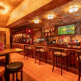 Hickory's Smokehouse Swindon - Bar