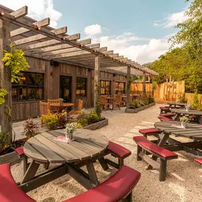 Hickory's Smokehouse Swindon - Garden