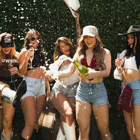 Bild von Dierks Bentley's Whiskey Row