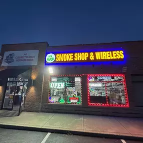 Bild von CoinFlip Bitcoin ATM - Mr. Vapor Smoke Shop & Wireless (Aurora)