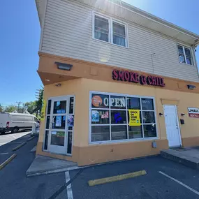 Bild von CoinFlip Bitcoin ATM - Smoke & Chill (Lebanon)
