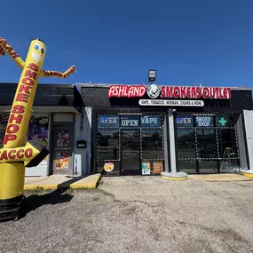 Bild von CoinFlip Bitcoin ATM - Ashland Smokers Outlet (Ashland)