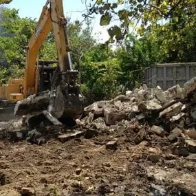 XS Trash | Miami Junk Removal & Hauling Service