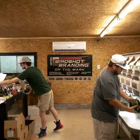 Bild von Birdshot Branding
