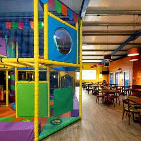 Bild von Bee Hive Wacky Warehouse