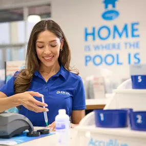 Expert Water Testing at Leslie’s