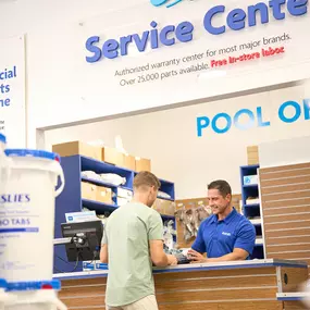 Leslie’s In-Store Service Center