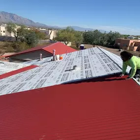 Metal Roof Replacement by Universal Roofing LLC in Tucson, AZ
Universal Roofing LLC recently completed a standing seam metal roof installation in Tucson, AZ, for a residential client seeking durability and energy efficiency. This sleek, modern roof not only boosts curb appeal but reflects Arizona heat, helping reduce cooling costs year-round. We used high-quality, weather-resistant panels engineered to withstand high winds, heavy sun exposure, and monsoon rains. Our Tucson metal roofing experts 
