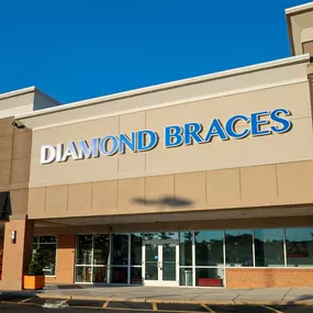 Bild von Diamond Braces Orthodontist: Braces & Invisalign