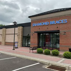 Bild von Diamond Braces Orthodontist: Braces & Invisalign