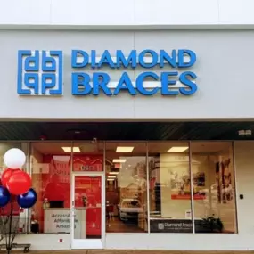Bild von Diamond Braces Orthodontist: Braces & Invisalign