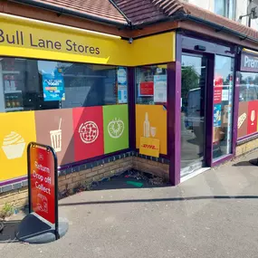 Bild von DHL Express Service Point (Bull Lane Stores)