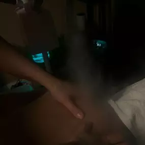 Bild von MelodiAy     Massage Wellness und Prävention