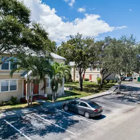 Bild von Oakwood Townhomes: Lake Worth FL Apartments