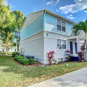 Bild von Oakwood Townhomes: Lake Worth FL Apartments